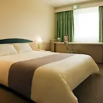 Hotel Me And East Side, By Hyatt Berlin