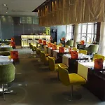 Me And East Side, By Hyatt Berlin