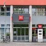 Me And East Side, By Hyatt 2*