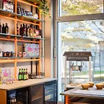 Otel Me And East Side, By Hyatt