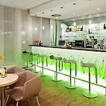 Me And East Side, By Hyatt Berlin