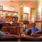 Me And East Side, By Hyatt 2*