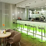 Otel Me And East Side, By Hyatt Berlin