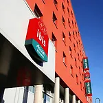 Me And East Side, By Hyatt Otel 2*