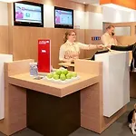 Me And East Side, By Hyatt Otel Berlin