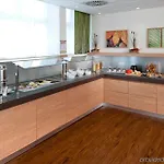 Me And East Side, By Hyatt Otel Berlin