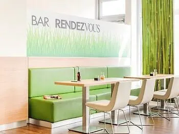 Hotel Me And East Side, By Hyatt 4*