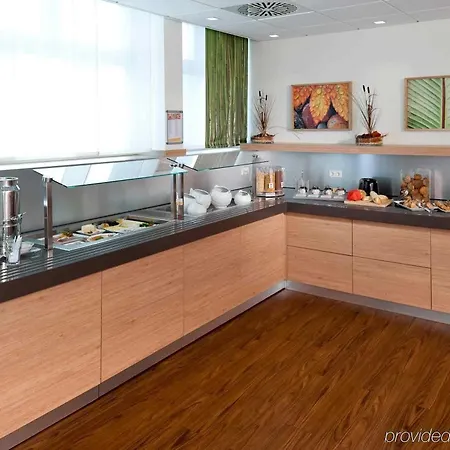 Me And East Side, By Hyatt מלון ברלין