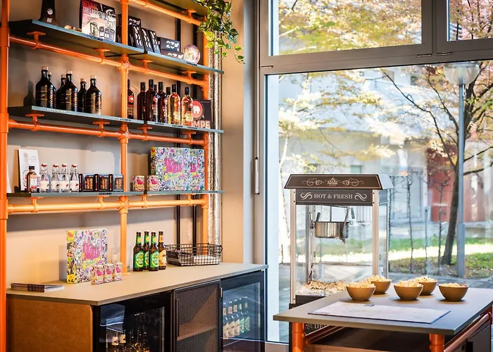 Hotel Me And East Side, By Hyatt