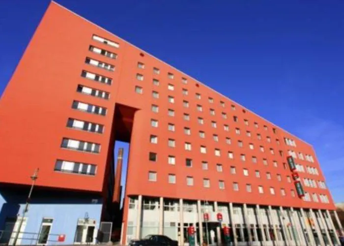 Hotel Me And East Side, By Hyatt Berlin