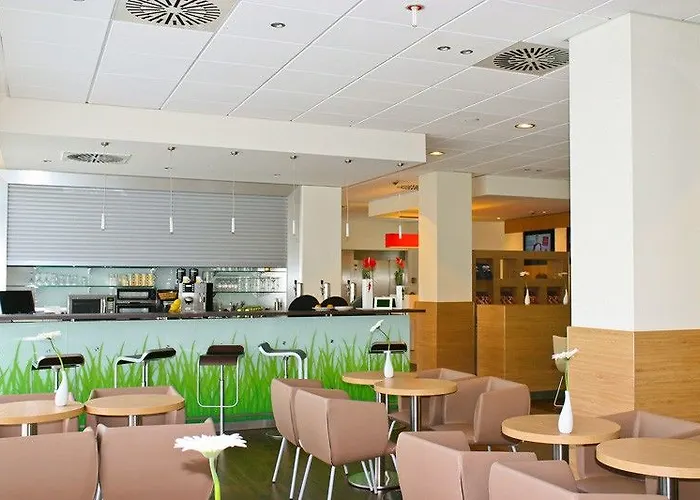 Me And East Side, By Hyatt فندق