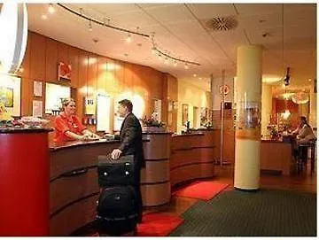 فندق Me And East Side, By Hyatt