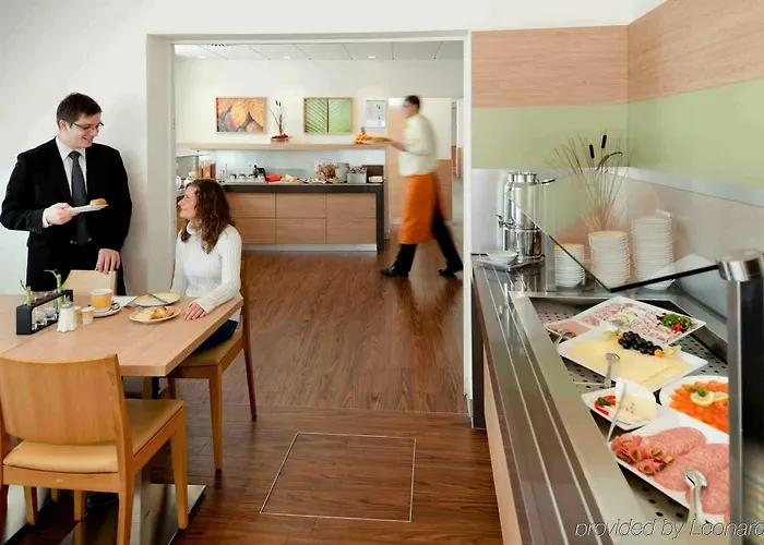 Me And East Side, By Hyatt برلين